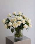 Bouquet de 10 roses blanches Avalanche 70 cm